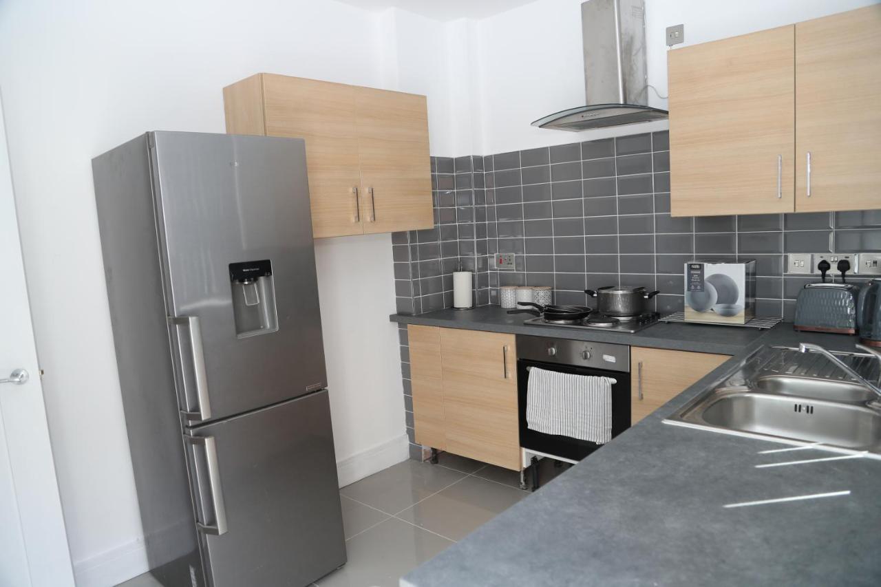 Homely 1-Bed Apartment In バーミンガム エクステリア 写真